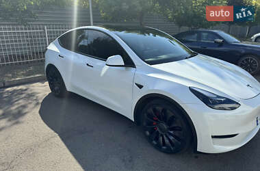 Позашляховик / Кросовер Tesla Model Y 2022 в Дніпрі