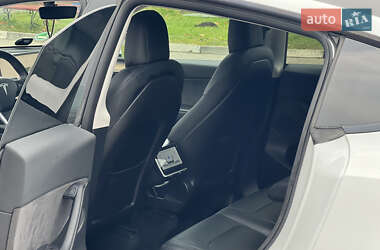 Внедорожник / Кроссовер Tesla Model Y 2022 в 