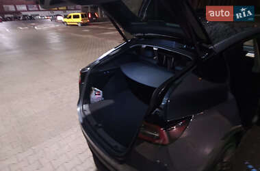 Внедорожник / Кроссовер Tesla Model Y 2023 в 