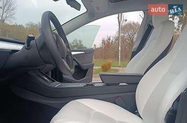 Внедорожник / Кроссовер Tesla Model Y 2022 в Львове