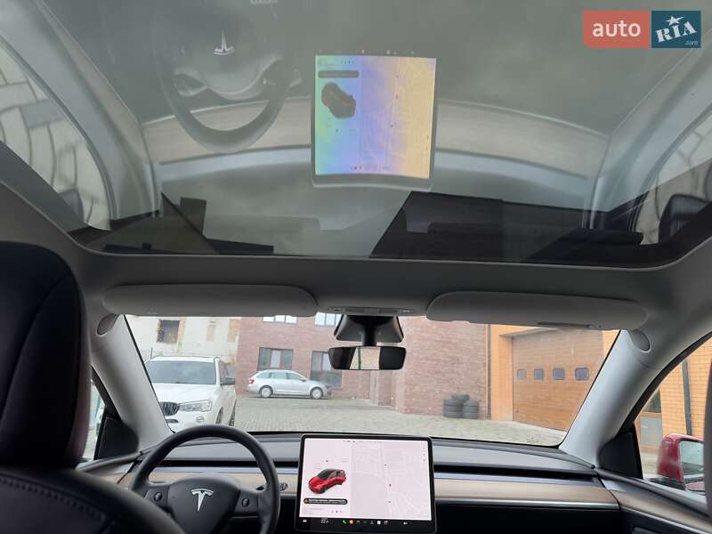 Внедорожник / Кроссовер Tesla Model Y 2023 в Ровно