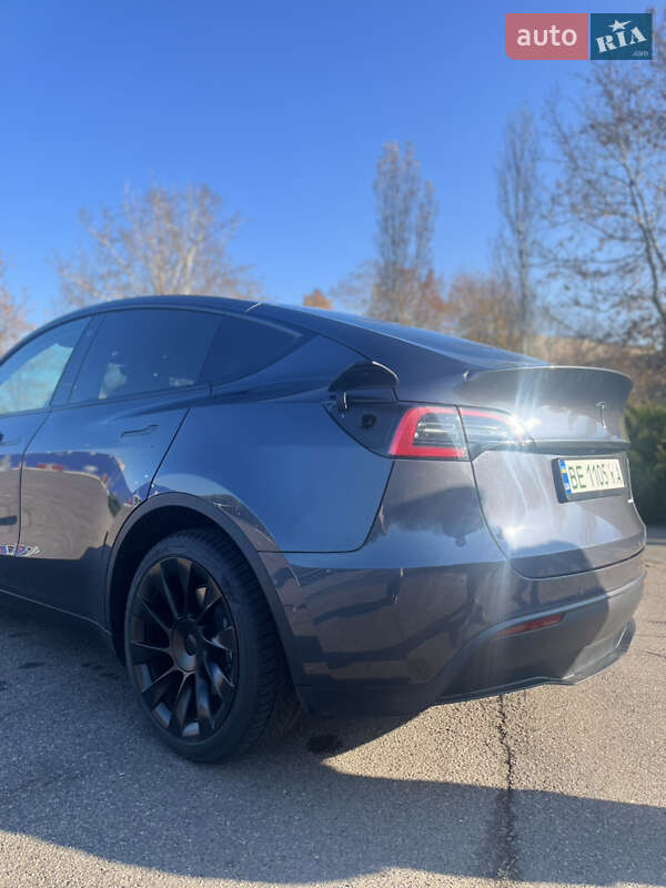 Внедорожник / Кроссовер Tesla Model Y 2022 в Николаеве