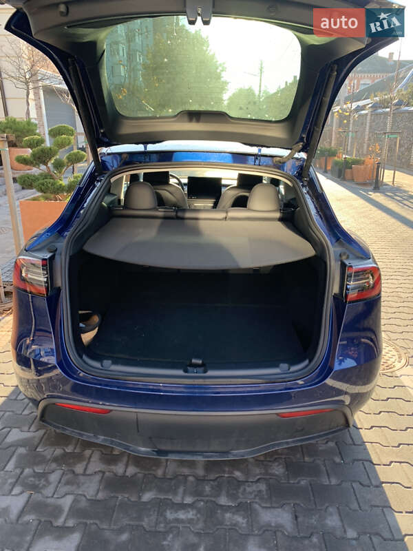 Внедорожник / Кроссовер Tesla Model Y 2023 в Белой Церкви фото 7 Внедорожник / Кроссовер Tesla Model Y 2023 в Белой Церкви