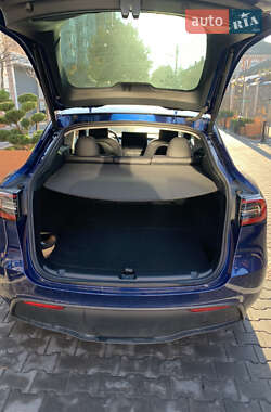 Внедорожник / Кроссовер Tesla Model Y 2023 в 