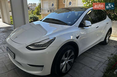 Внедорожник / Кроссовер Tesla Model Y 2021 в Киеве