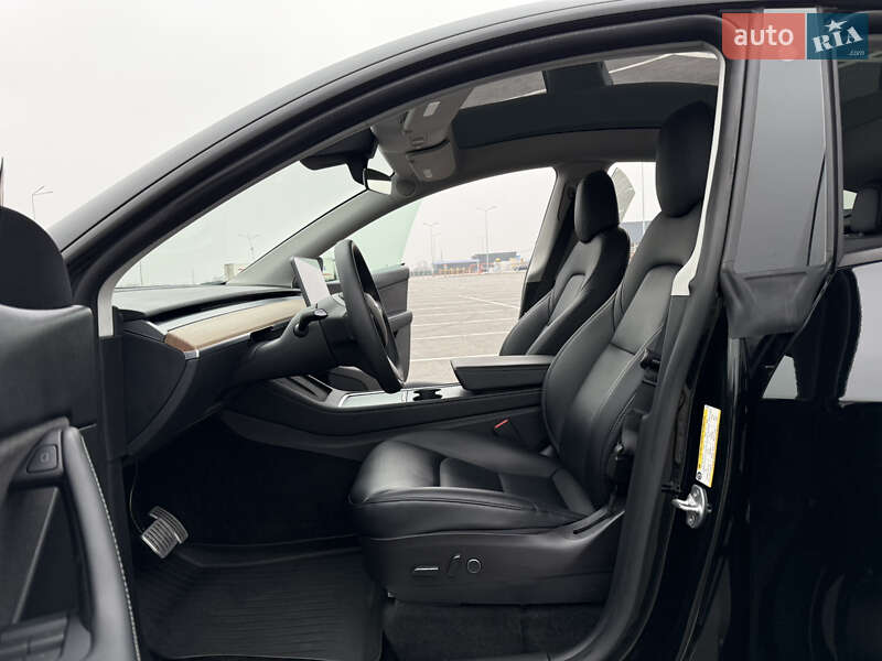 Внедорожник / Кроссовер Tesla Model Y 2022 в Днепре