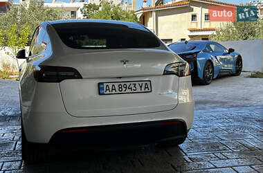 Внедорожник / Кроссовер Tesla Model Y 2021 в Киеве