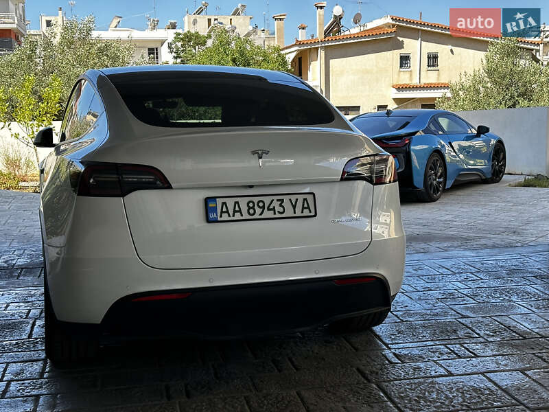 Внедорожник / Кроссовер Tesla Model Y 2021 в Киеве