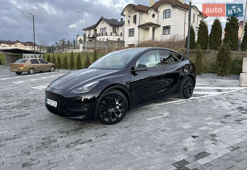 Внедорожник / Кроссовер Tesla Model Y 2021 в 