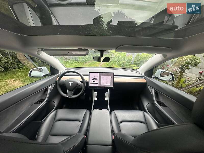 Позашляховик / Кросовер Tesla Model Y 2020 в Олевську