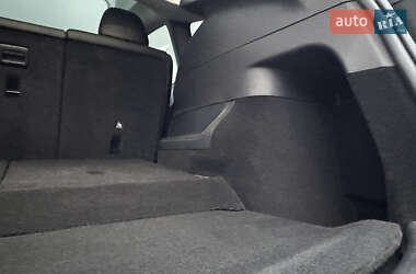 Внедорожник / Кроссовер Tesla Model Y 2021 в 