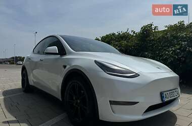 Внедорожник / Кроссовер Tesla Model Y 2020 в 