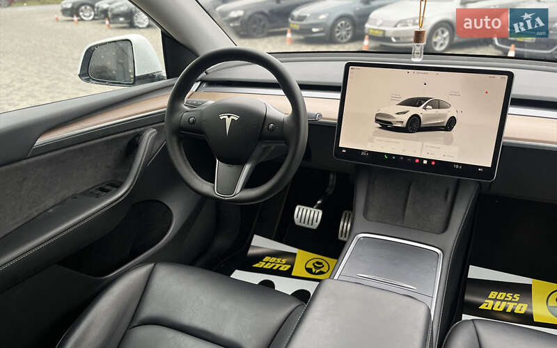 Позашляховик / Кросовер Tesla Model Y 2023 в Мукачевому