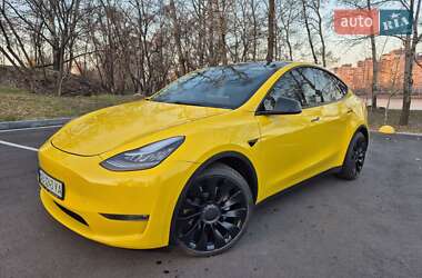 Внедорожник / Кроссовер Tesla Model Y 2020 в Киеве