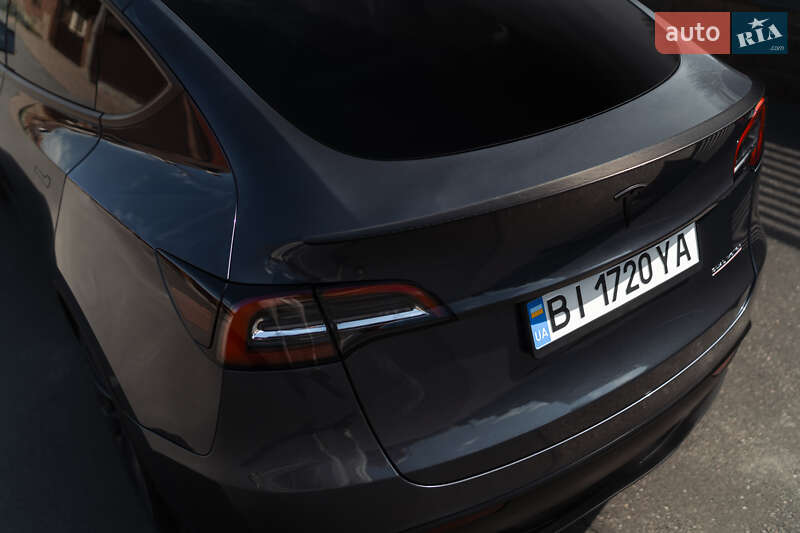 Позашляховик / Кросовер Tesla Model Y 2023 в Полтаві фото 17 Позашляховик / Кросовер Tesla Model Y 2023 в Полтаві