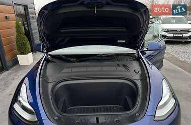 Внедорожник / Кроссовер Tesla Model Y 2023 в 