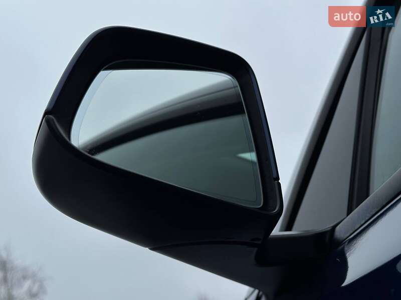 Позашляховик / Кросовер Tesla Model Y 2023 в Рівному