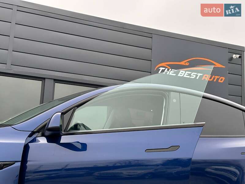 Позашляховик / Кросовер Tesla Model Y 2023 в Рівному