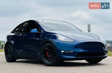 Внедорожник / Кроссовер Tesla Model Y 2020 в Киеве