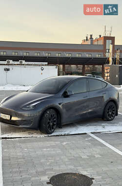 Внедорожник / Кроссовер Tesla Model Y 2023 в 