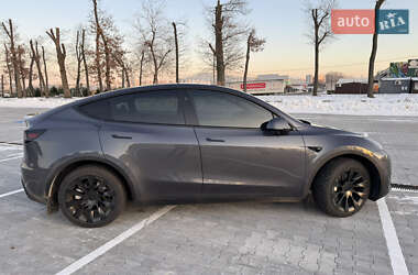 Внедорожник / Кроссовер Tesla Model Y 2023 в 