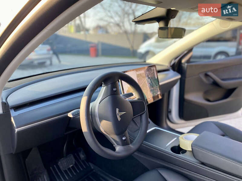 Внедорожник / Кроссовер Tesla Model Y 2022 в Рогатине