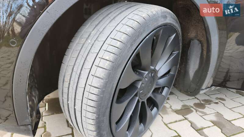 Позашляховик / Кросовер Tesla Model Y 2020 в Львові