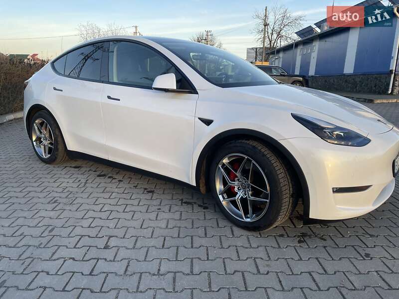 Позашляховик / Кросовер Tesla Model Y 2022 в Хмельницькому