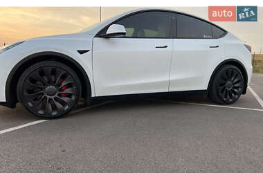 Позашляховик / Кросовер Tesla Model Y 2022 в Києві