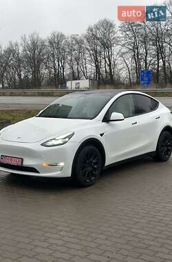 Позашляховик / Кросовер Tesla Model Y 2023 в Львові