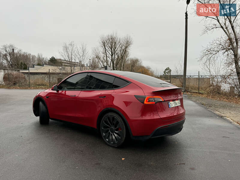 Позашляховик / Кросовер Tesla Model Y 2022 в Дніпрі