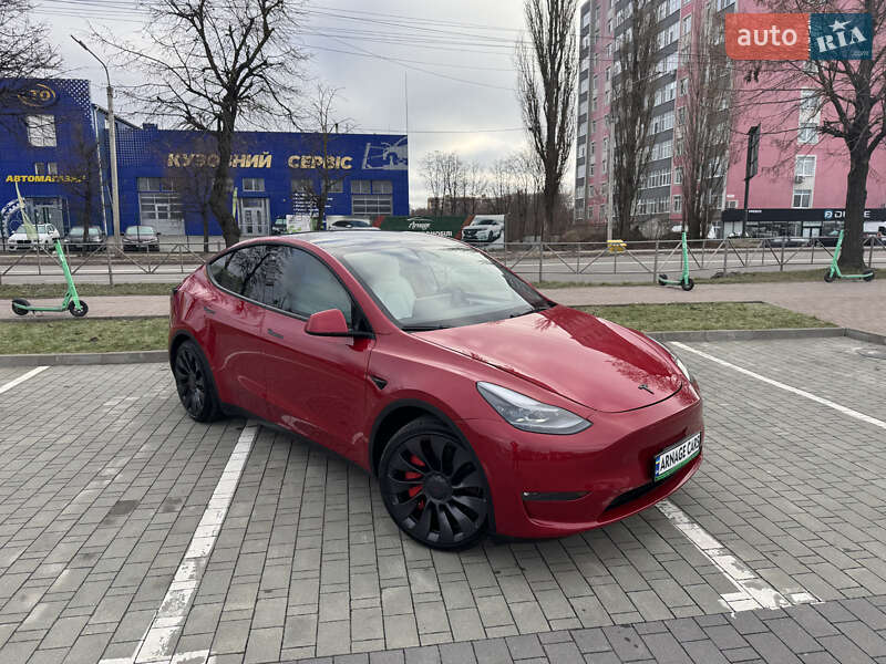 Внедорожник / Кроссовер Tesla Model Y 2023 в Хмельницком