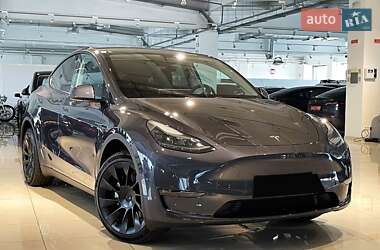 Внедорожник / Кроссовер Tesla Model Y 2023 в Киеве