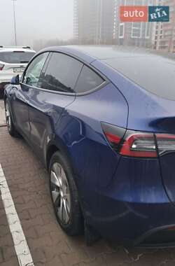 Внедорожник / Кроссовер Tesla Model Y 2021 в 