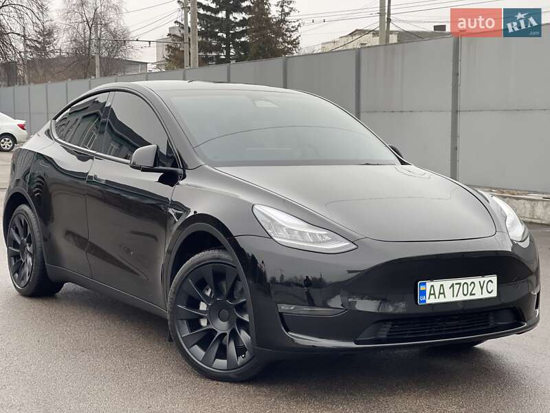 Tesla Model Y 2022