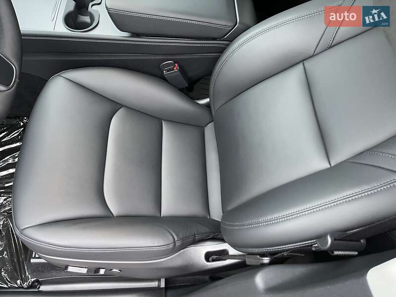 Внедорожник / Кроссовер Tesla Model Y 2022 в Киеве