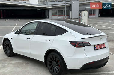 Внедорожник / Кроссовер Tesla Model Y 2022 в Киеве