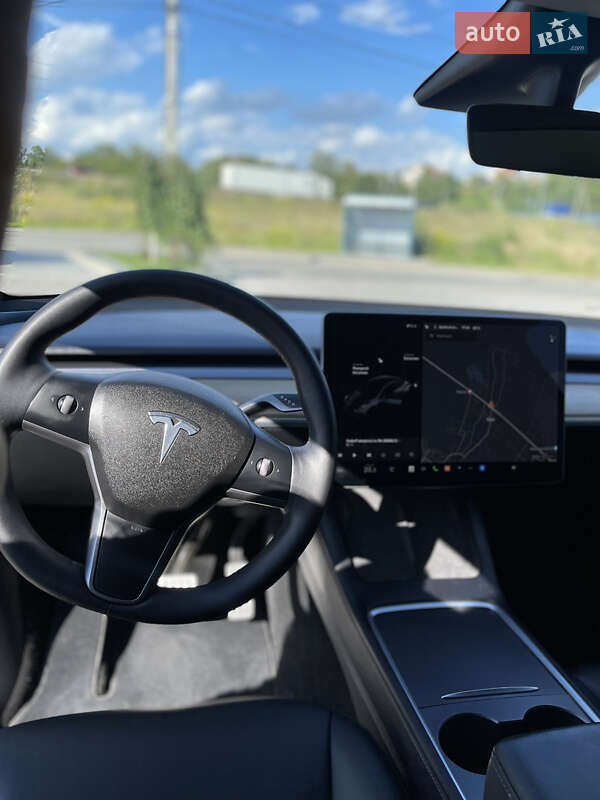 Внедорожник / Кроссовер Tesla Model Y 2021 в Золочеве