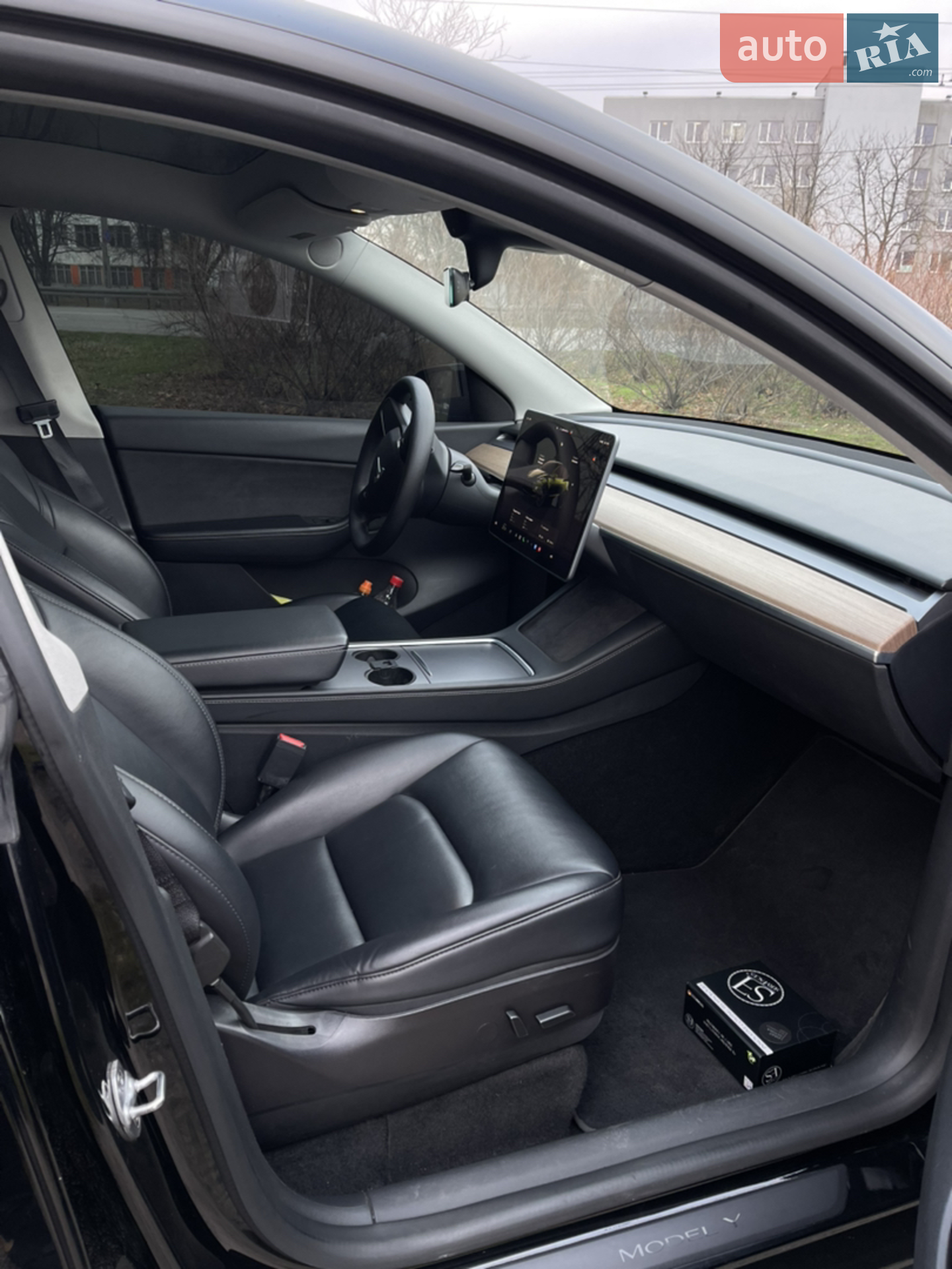2022 Tesla Model Y - мініатюра 18