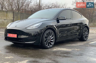 Позашляховик / Кросовер Tesla Model Y 2023 в Рівному