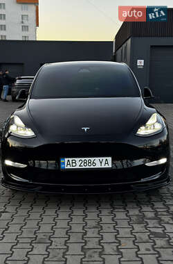 Внедорожник / Кроссовер Tesla Model Y 2023 в 