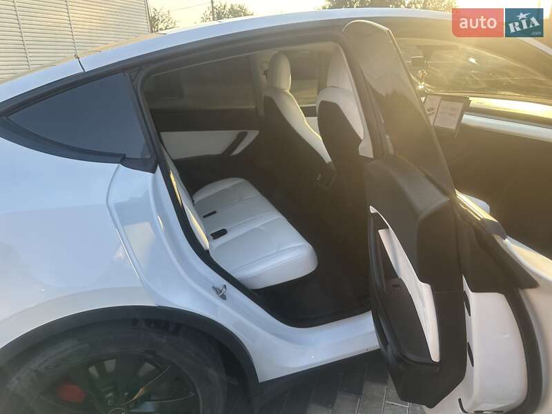 Внедорожник / Кроссовер Tesla Model Y 2022 в Киеве фото 34 Внедорожник / Кроссовер Tesla Model Y 2022 в Киеве