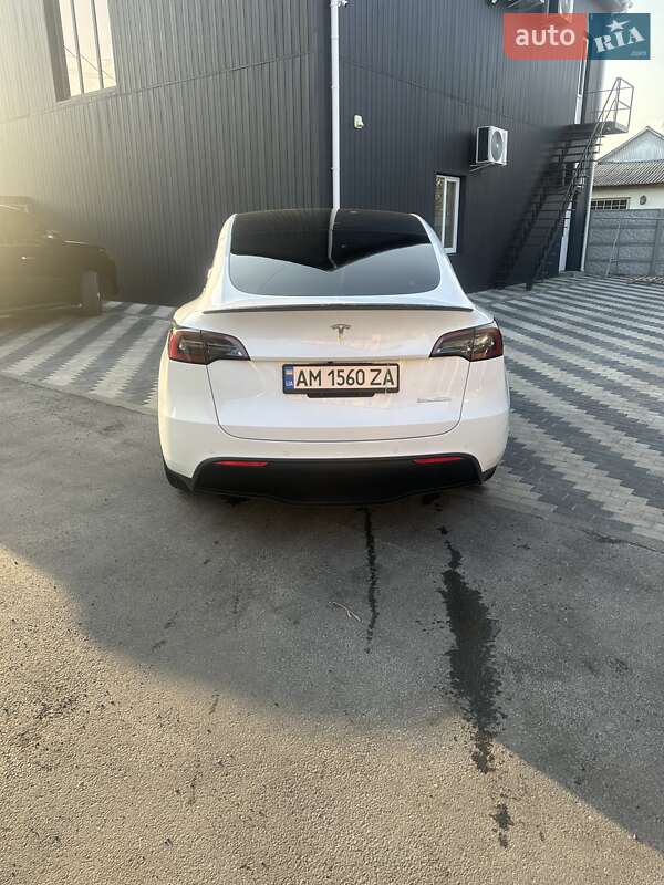 Внедорожник / Кроссовер Tesla Model Y 2022 в Киеве фото 43 Внедорожник / Кроссовер Tesla Model Y 2022 в Киеве