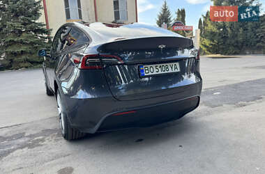 Внедорожник / Кроссовер Tesla Model Y 2024 в Тернополе