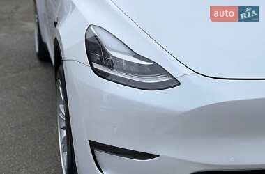 Внедорожник / Кроссовер Tesla Model Y 2021 в 