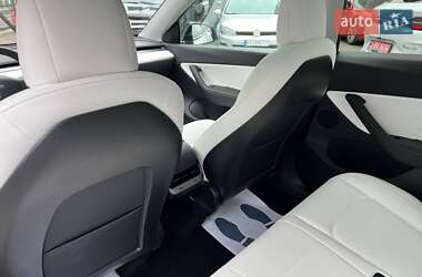 Внедорожник / Кроссовер Tesla Model Y 2021 в 