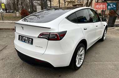 Внедорожник / Кроссовер Tesla Model Y 2021 в 