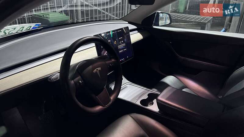 Позашляховик / Кросовер Tesla Model Y 2021 в Києві
