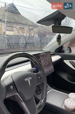 Внедорожник / Кроссовер Tesla Model Y 2020 в 