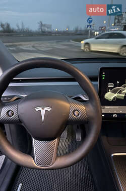 Внедорожник / Кроссовер Tesla Model Y 2021 в 